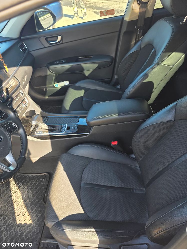 Kia Optima 1.7 CRDI L DCT - 6