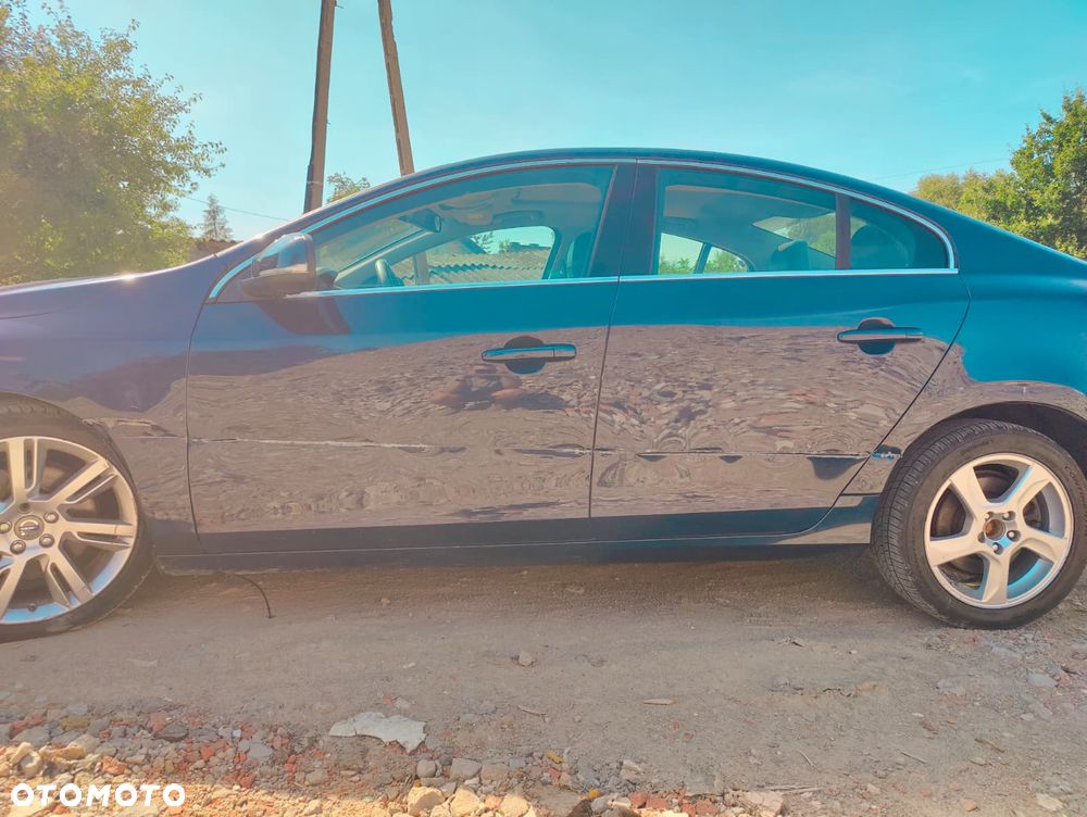 Volvo S60 T6 AWD Geartronic RDesign - 3