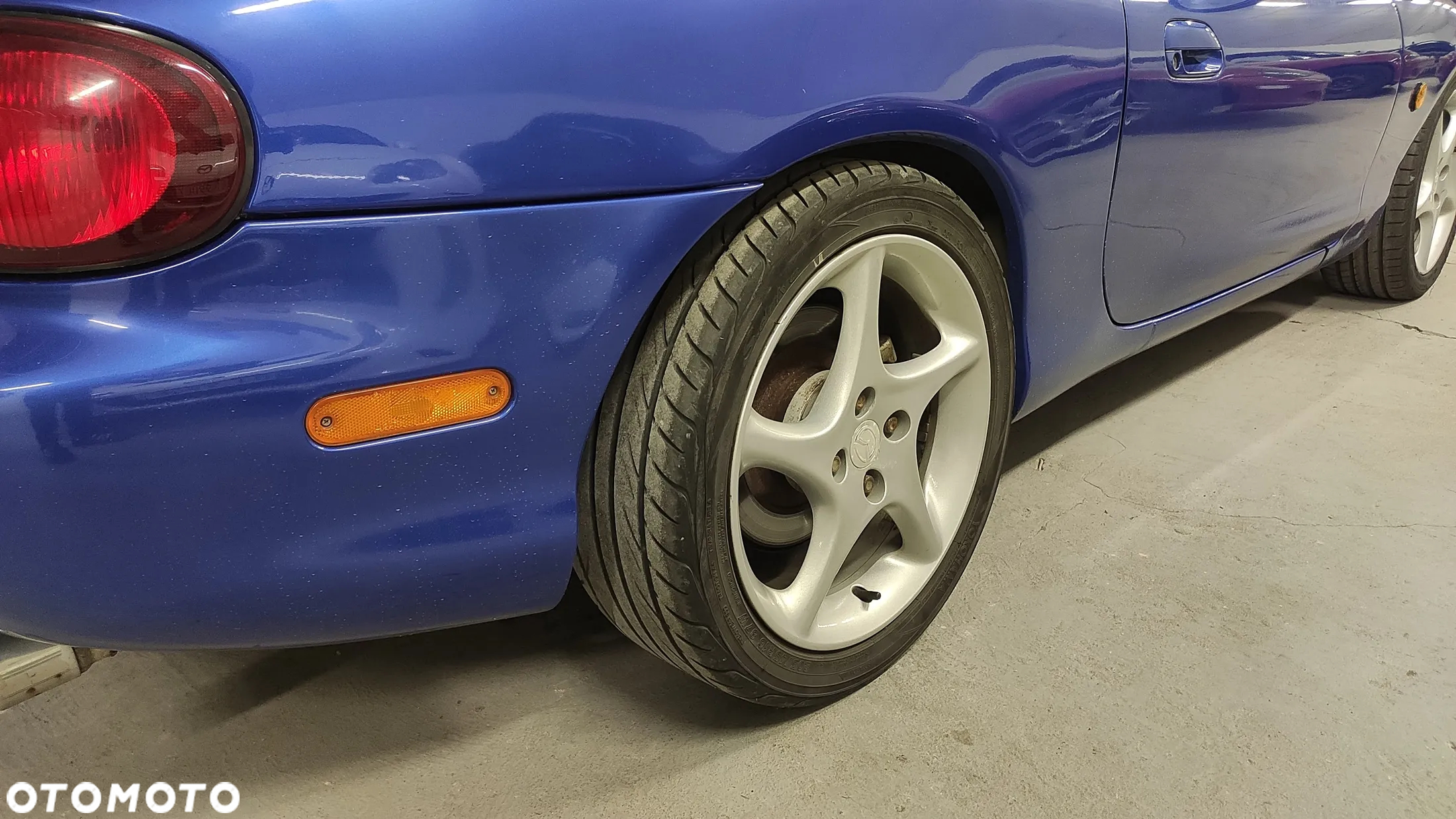 Mazda MX-5 1.9i 16V - 38