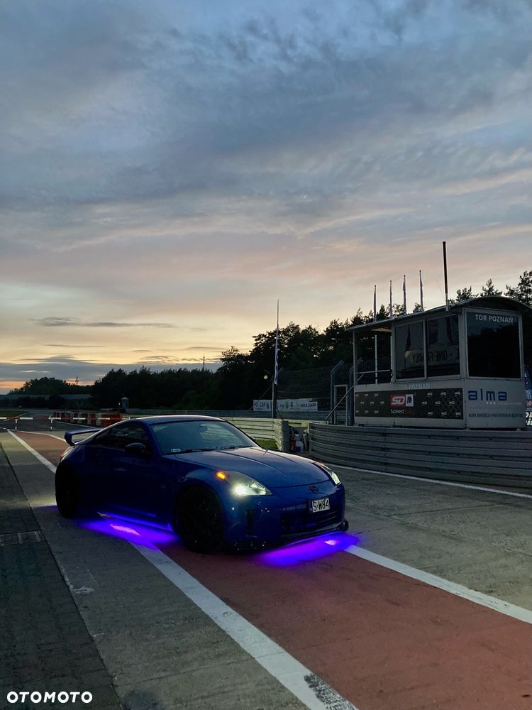Nissan 350 Z Premium Pack - 10