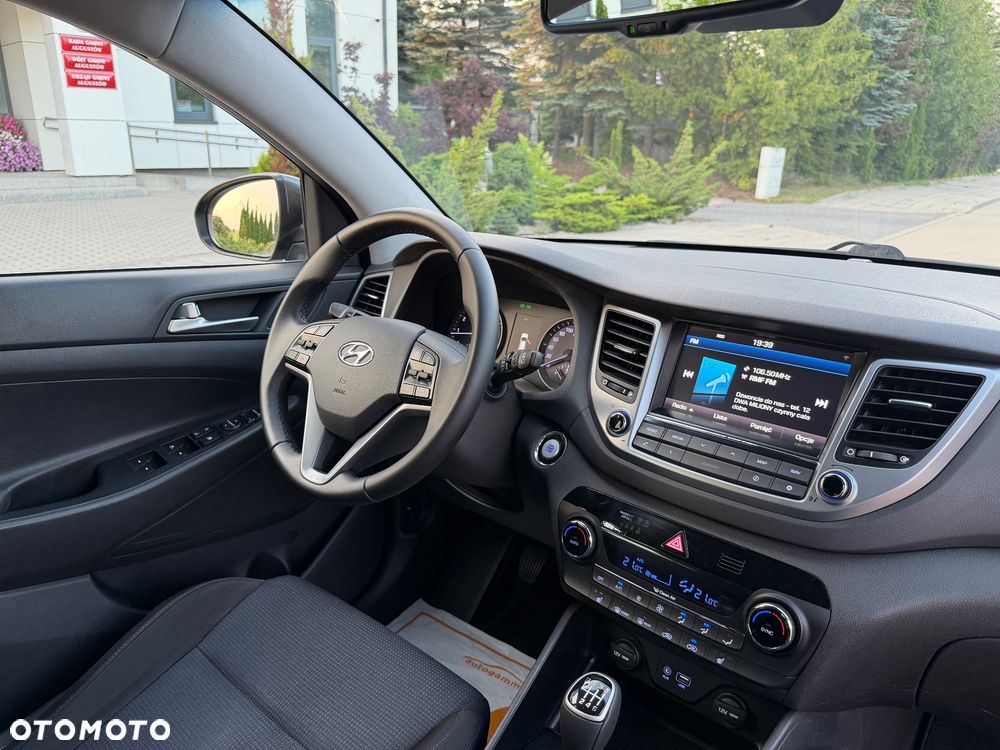 Hyundai Tucson 1.6 GDI BlueDrive Design 2WD - 21