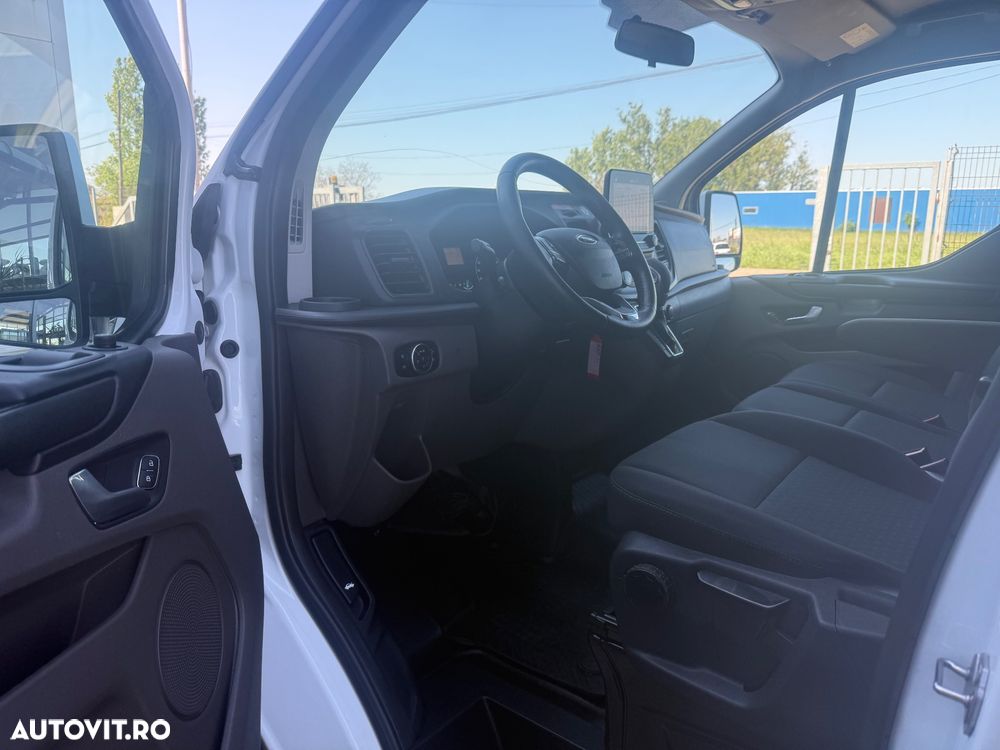 Ford Transit Custom - 16