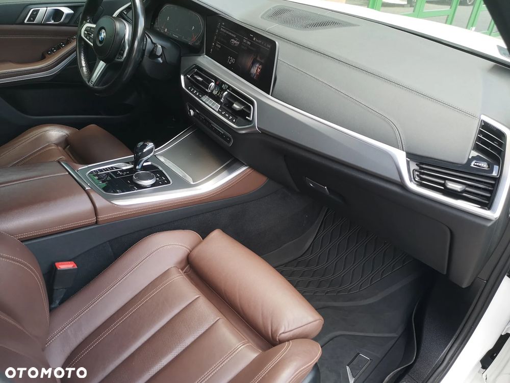 BMW X5 xDrive25d - 13