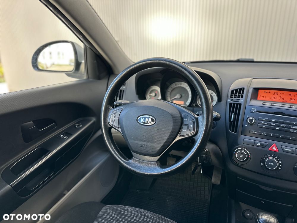 Kia Ceed 1.4 Comfort - 20