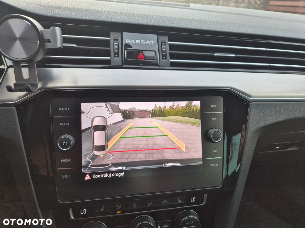 Volkswagen Passat 2.0 TDI Elegance DSG - 7