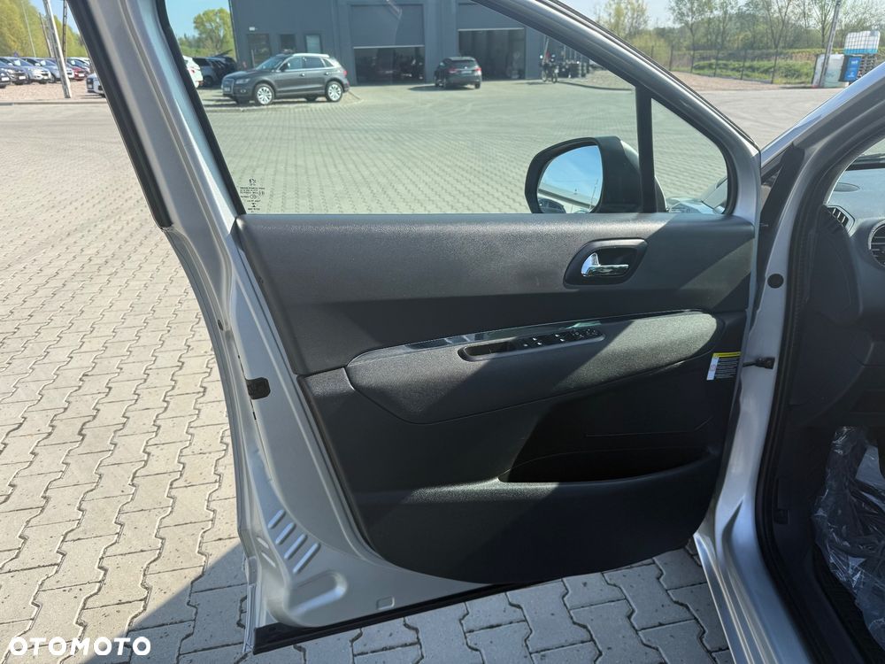 Peugeot 5008 2.0 HDi Allure 7os - 19