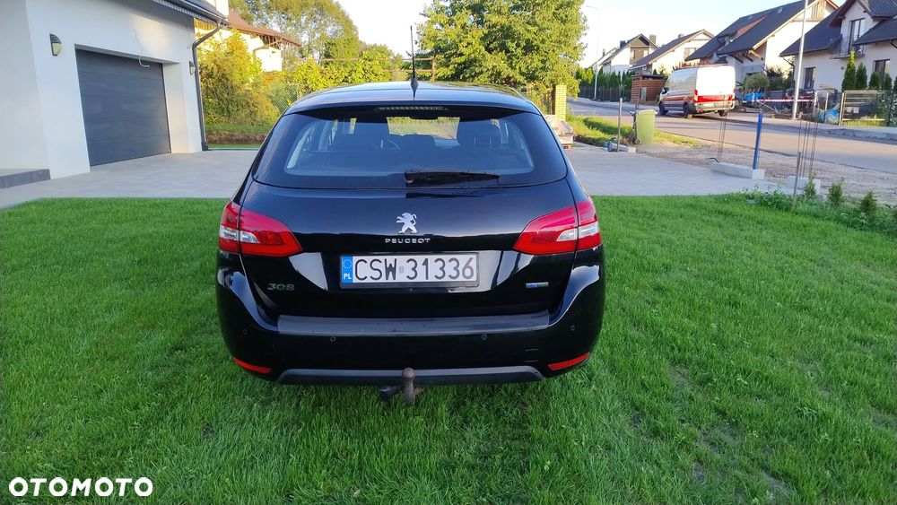 Peugeot 308 1.2 PureTech GPF Active S&S - 4