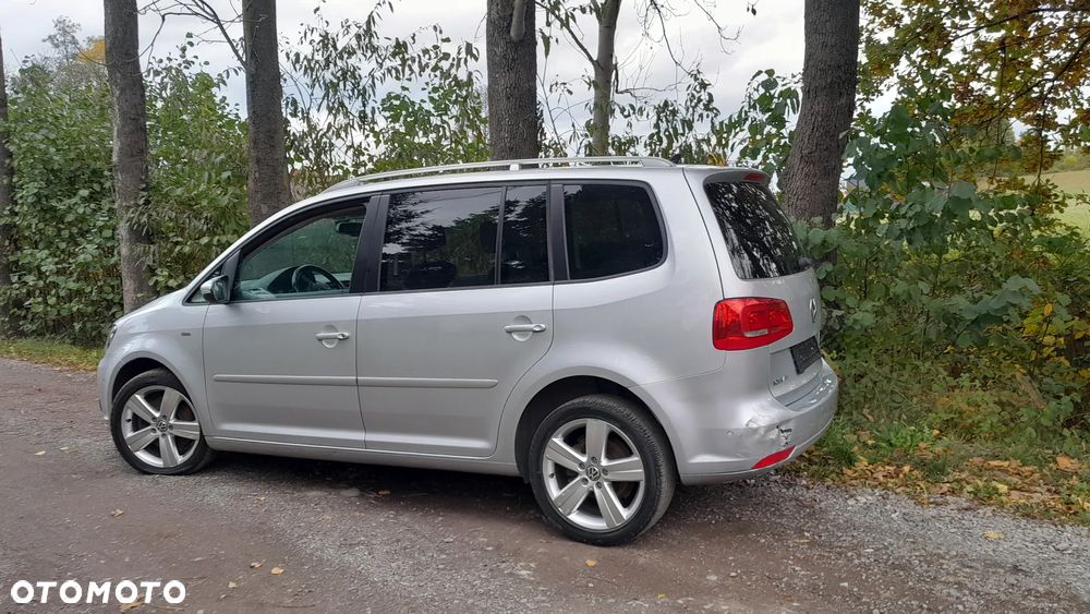 Volkswagen Touran - 3