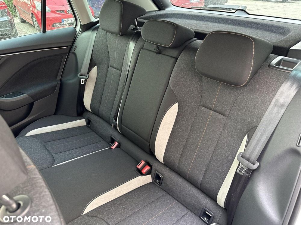 Skoda Kamiq 1.0 TSI Selection DSG - 26