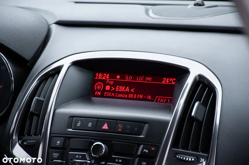 Opel Astra 1.6 Cosmo - 23