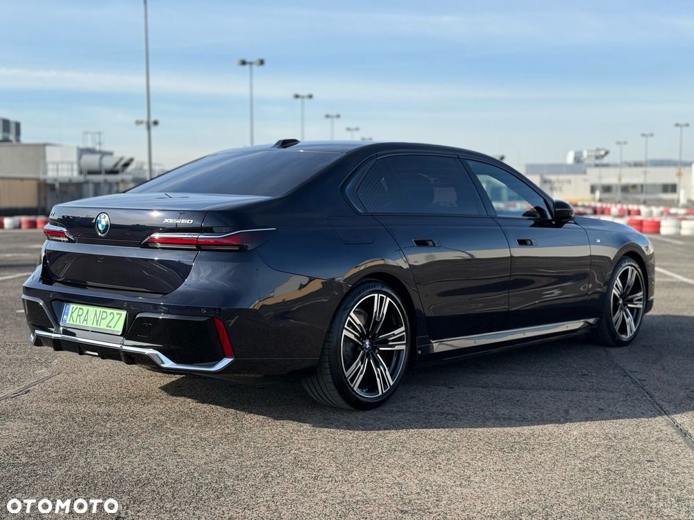 BMW i7 105.7kWh xDrive60 M Sport - 9