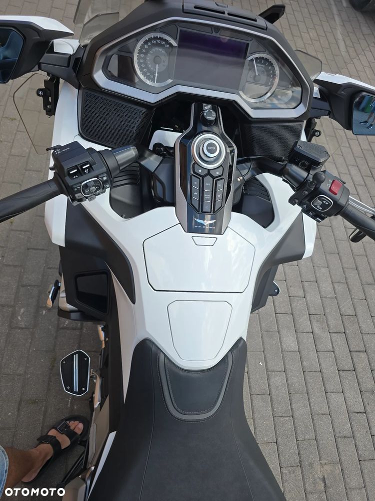 Honda GL - 13