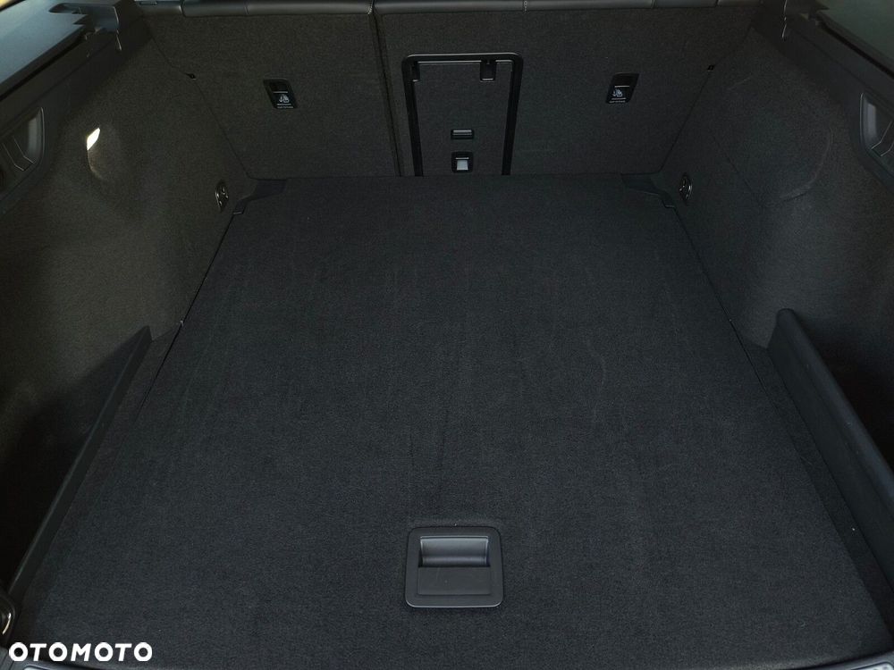 Volkswagen Passat - 23