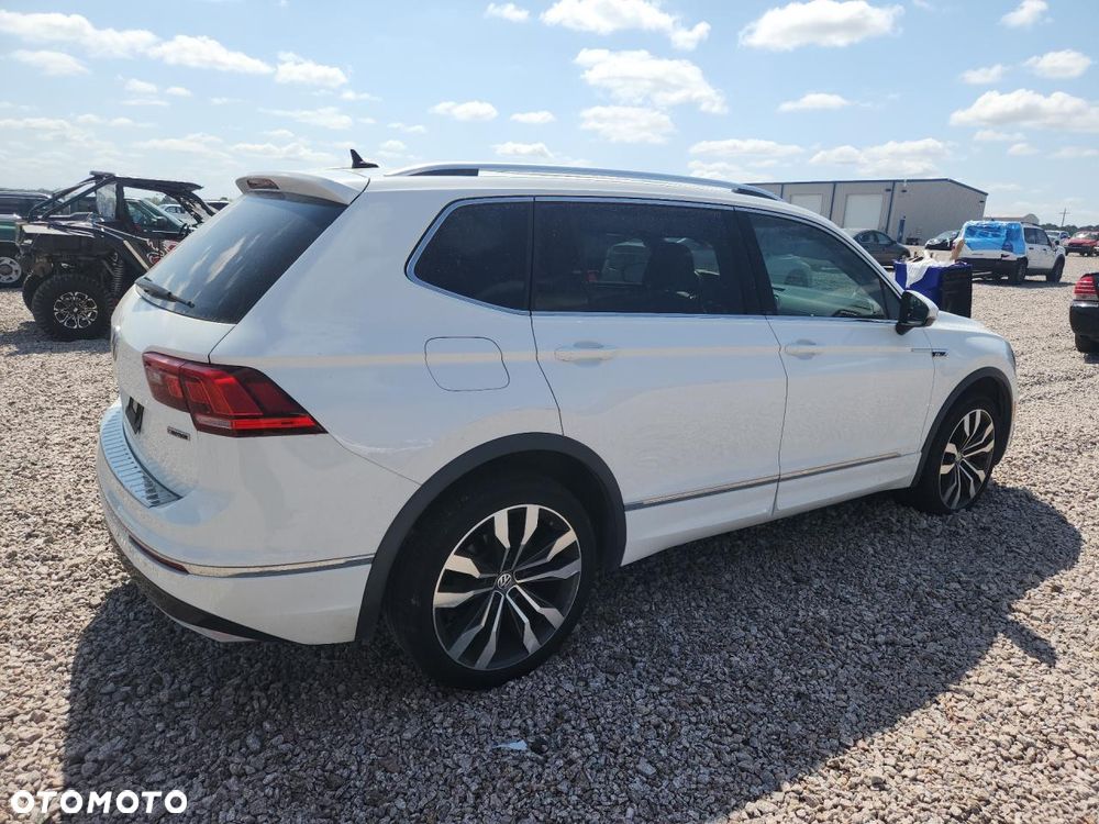 Volkswagen Tiguan - 3