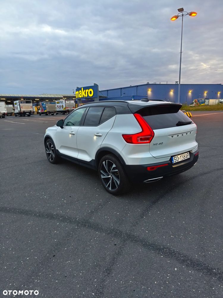 Volvo XC 40 T4 Geartronic R-Design - 17