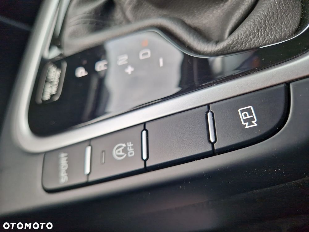 Kia XCeed 1.6 T-GDI M DCT - 11