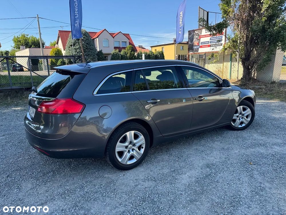 Opel Insignia - 12