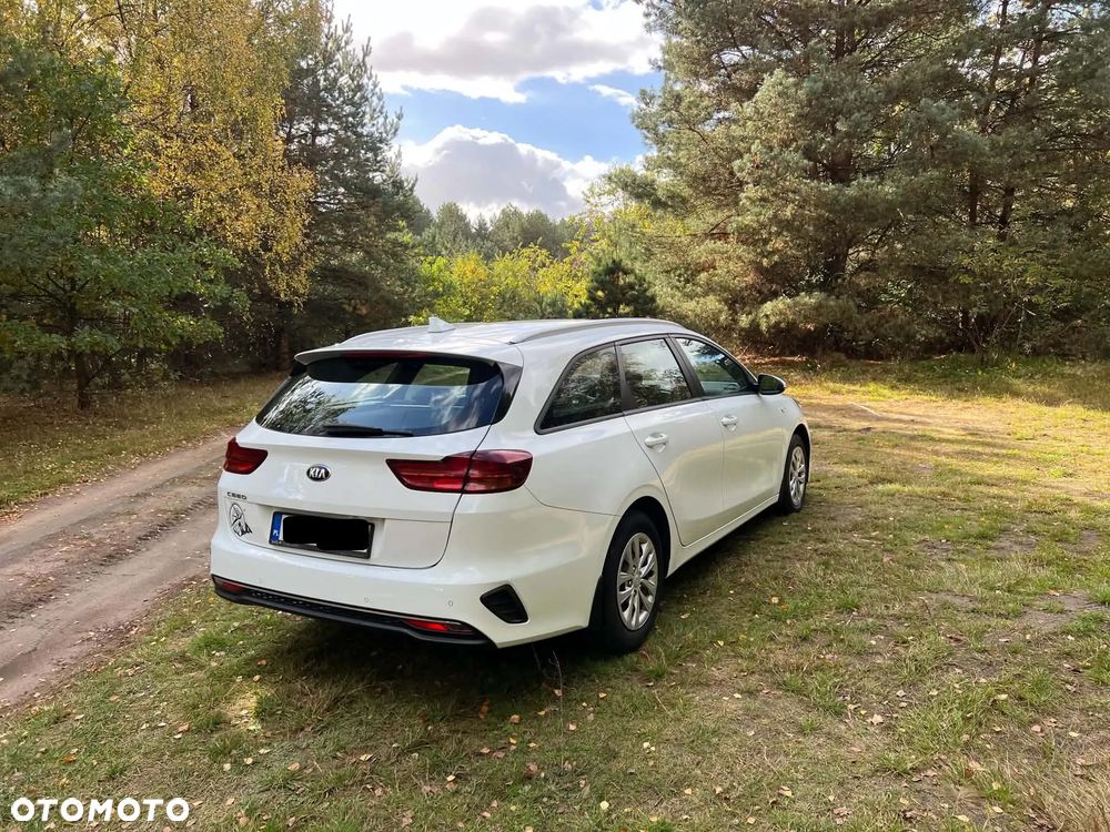 Kia Ceed 1.4 M - 11