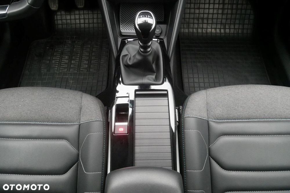 Citroën C4 1.5 BlueHDi Shine S&S - 11