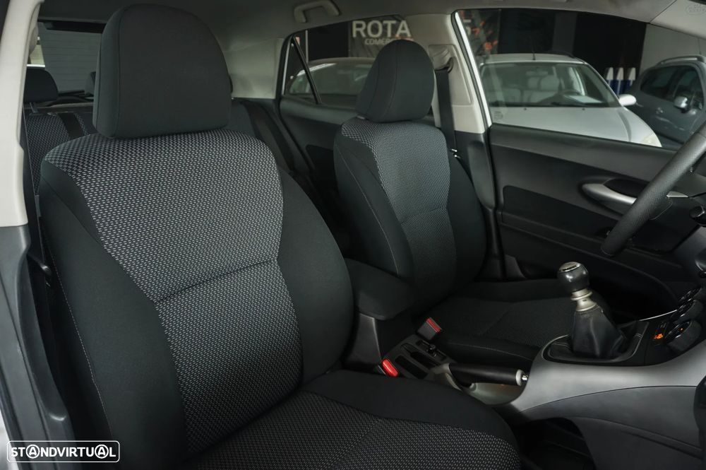 Toyota Auris 1.33 VVT-i ACtive+AC - 17