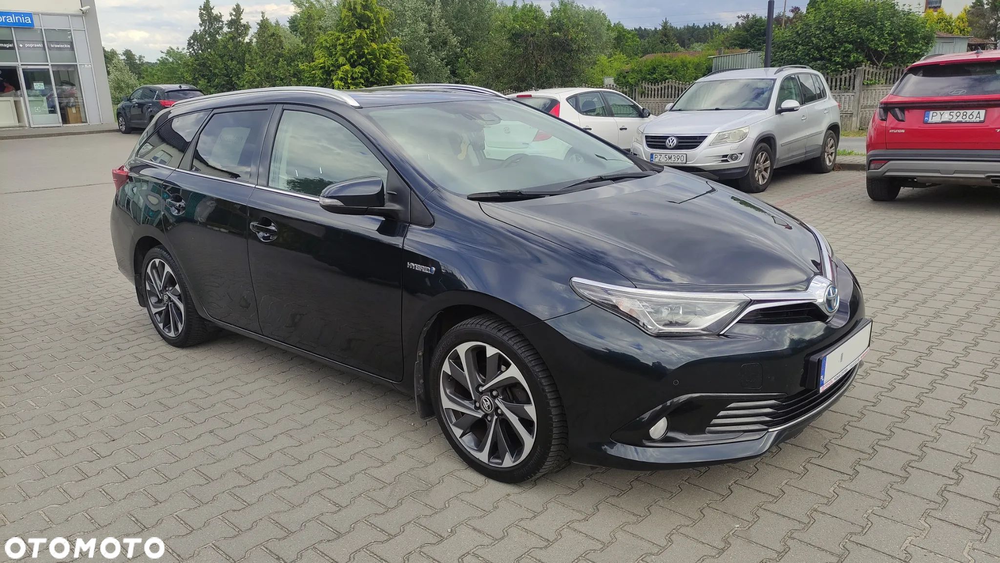 Toyota Auris Hybrid 135 Comfort - 1
