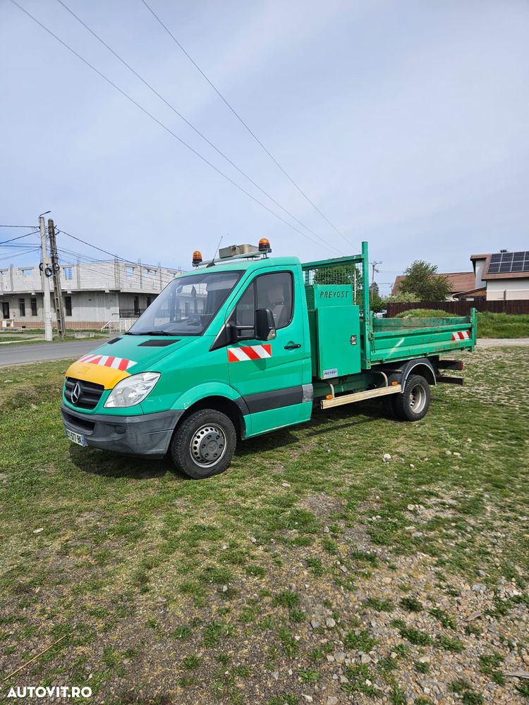 Mercedes-Benz Sprinter - 13