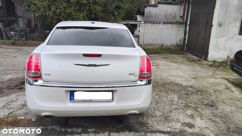 Chrysler 300C - 35