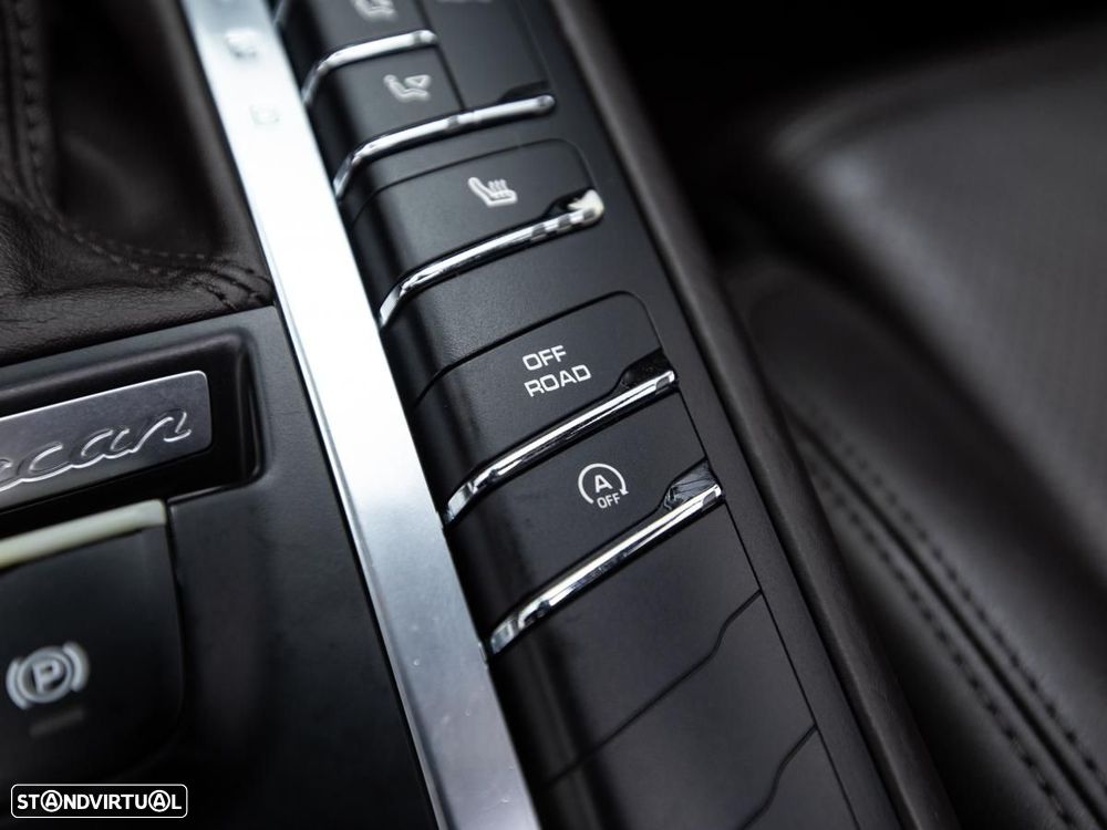 Porsche Macan S - 31