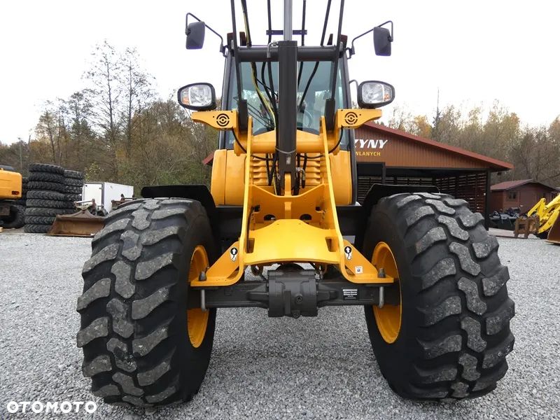 Volvo L20F Z Niemiec / Tylko 2.300mtg / Stan Idealny / - 29