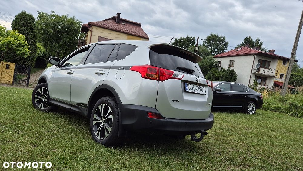 Toyota RAV4 2.0 D-4D Premium - 5