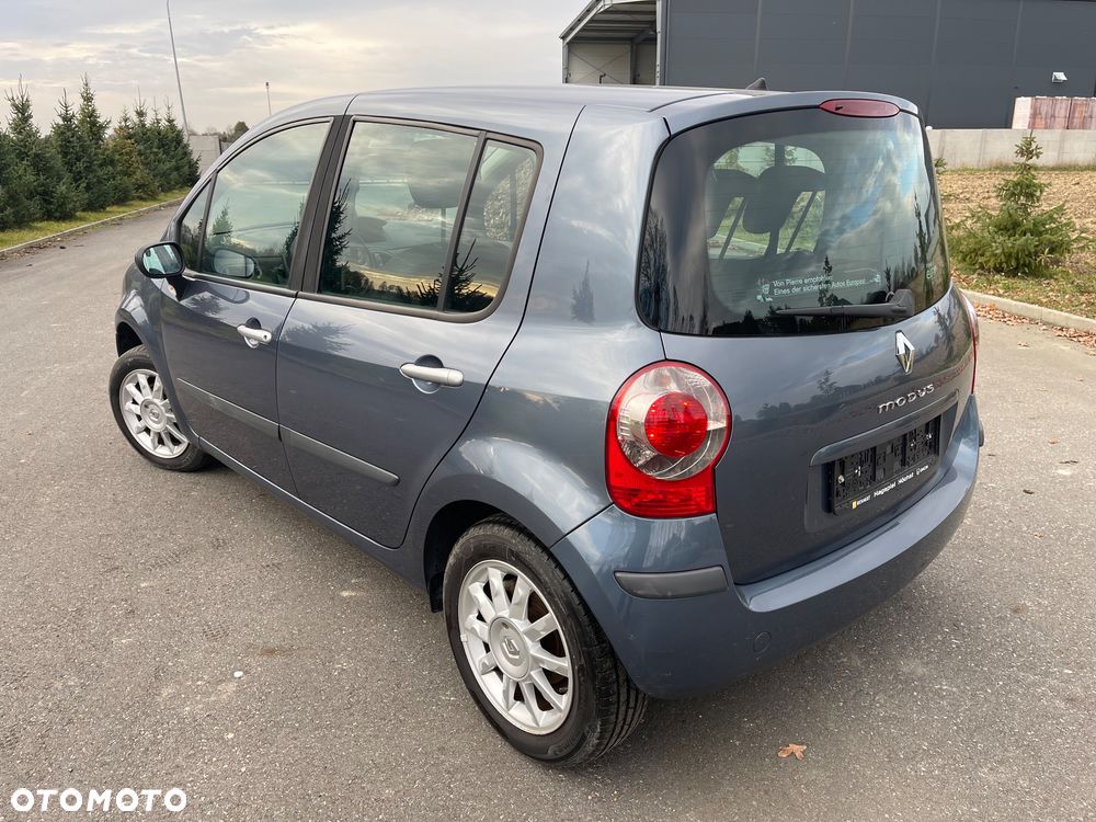 Renault Modus 1.6 16V Dynamique - 4