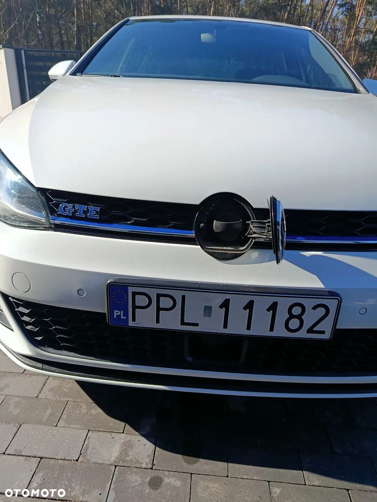 Volkswagen Golf - 11