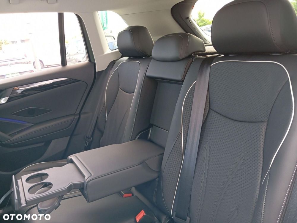 Volkswagen Tiguan - 30