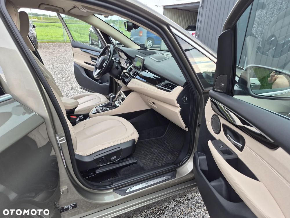BMW Seria 2 218d Sport-Aut Luxury Line - 8