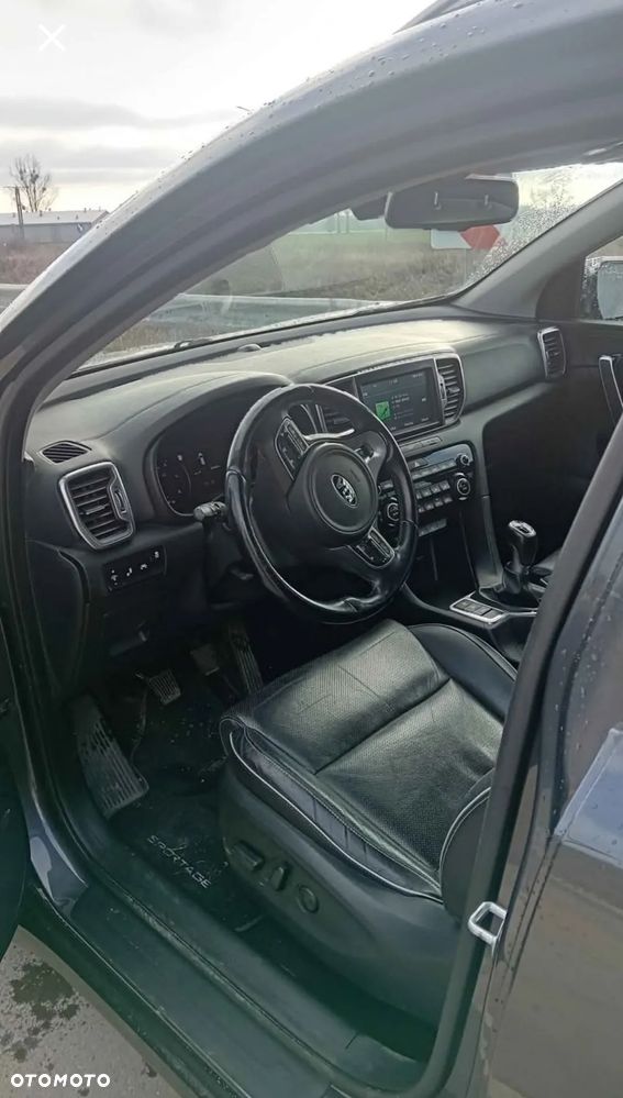 Kia Sportage 1.7 CRDI 2WD ISG Attract - 6