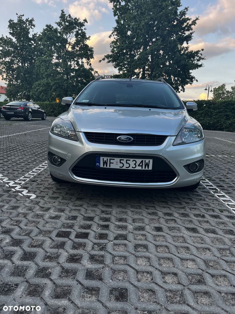 Ford Focus 1.6 16V Ambiente - 1