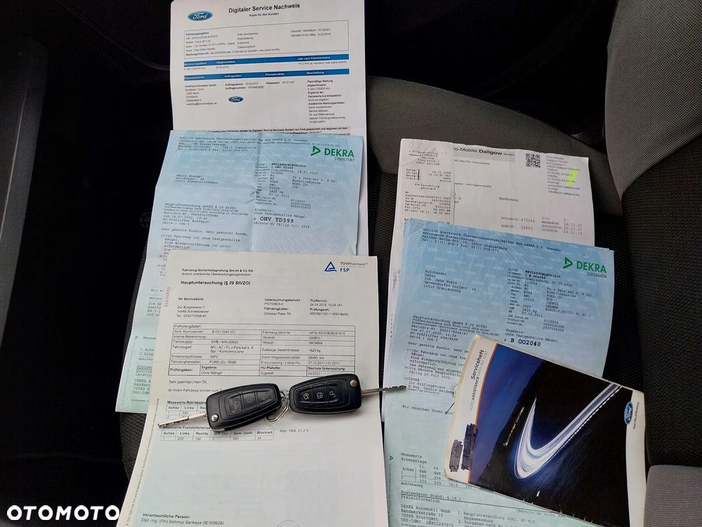 Ford Focus 1.6 Trend - 12