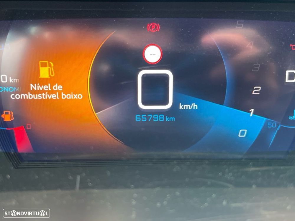 Peugeot 2008 - 3