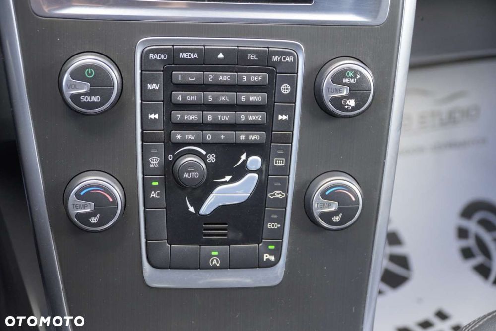 Volvo XC 60 D4 Geartronic Kinetic - 19