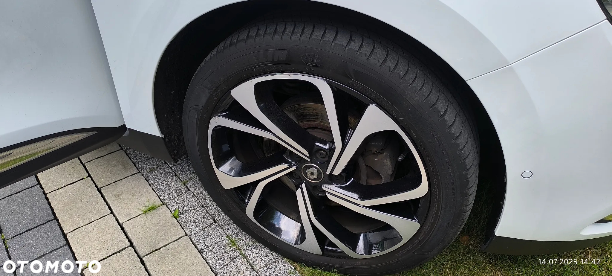 Renault Grand Scenic - 28