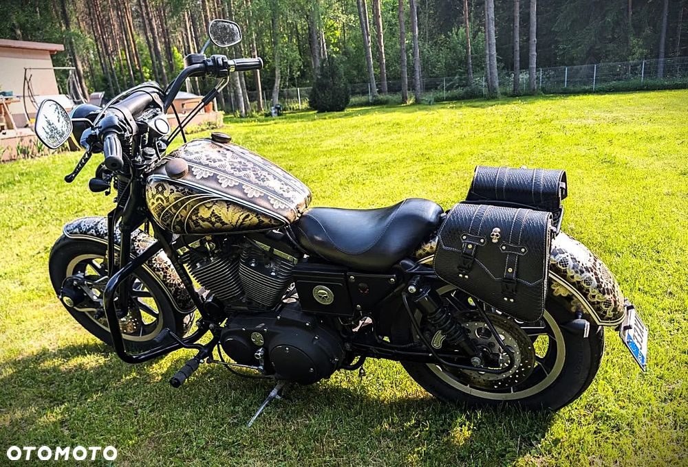 Harley-Davidson Sportster Custom 1200C - 3