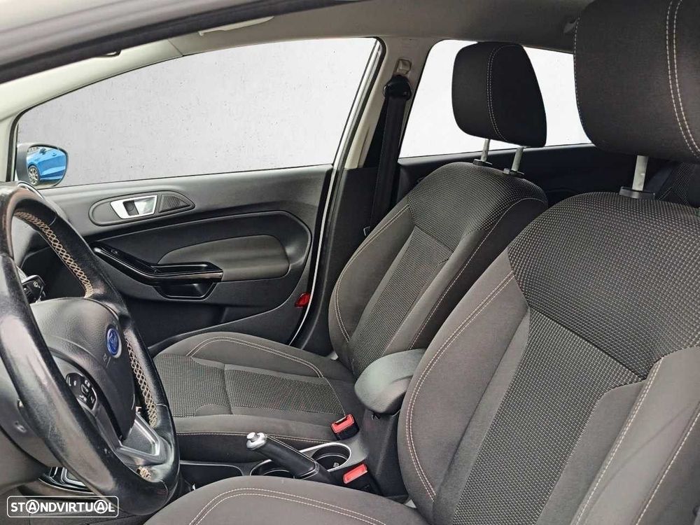 Ford Fiesta 1.5 TDCi Titanium - 10