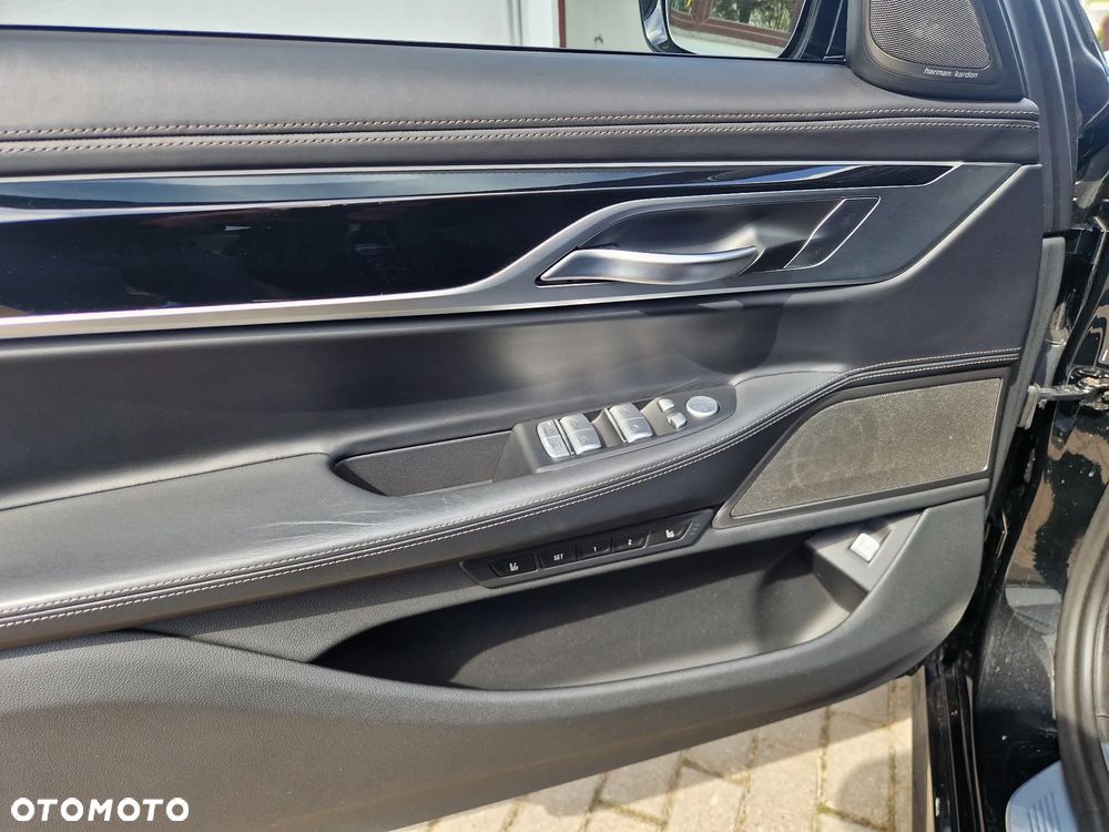 BMW Seria 7 750d xDrive sport - 11