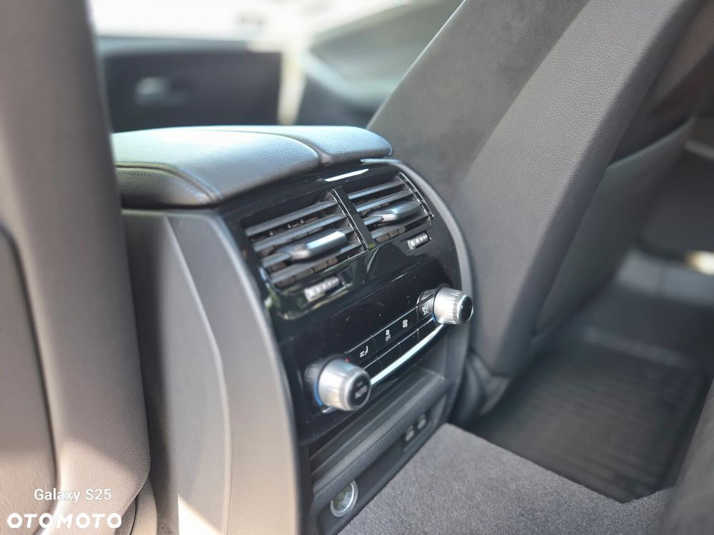 BMW Seria 5 520d M Sport sport - 9