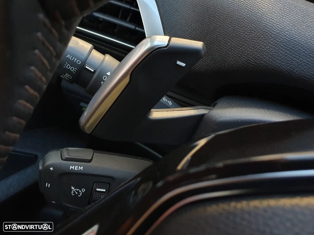 Peugeot 3008 PureTech 130 Stop & Start GPF EAT8 Active - 21