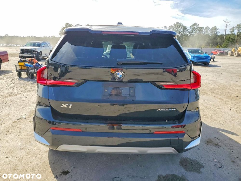 BMW X1 xDrive25i xLine - 4