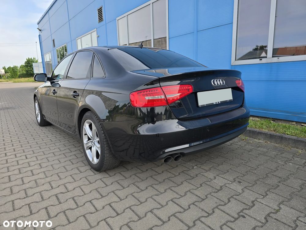 Audi A4 Limousine 2.0 TDI DPF S line Sportpaket - 9