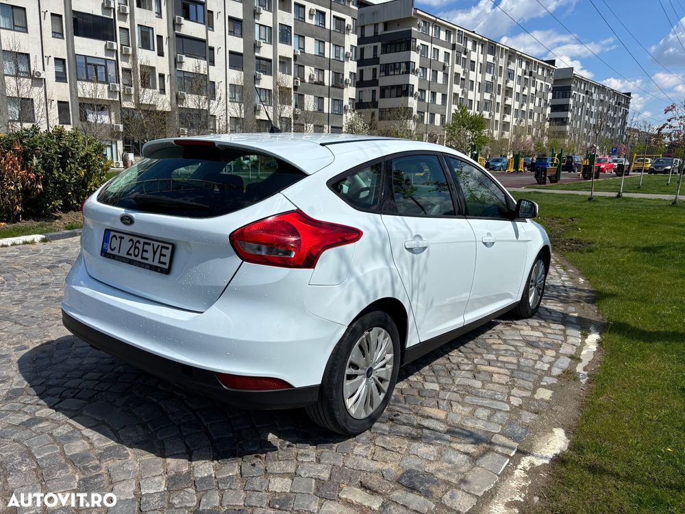 Ford Focus 1.6 TDCI DPF Trend - 4