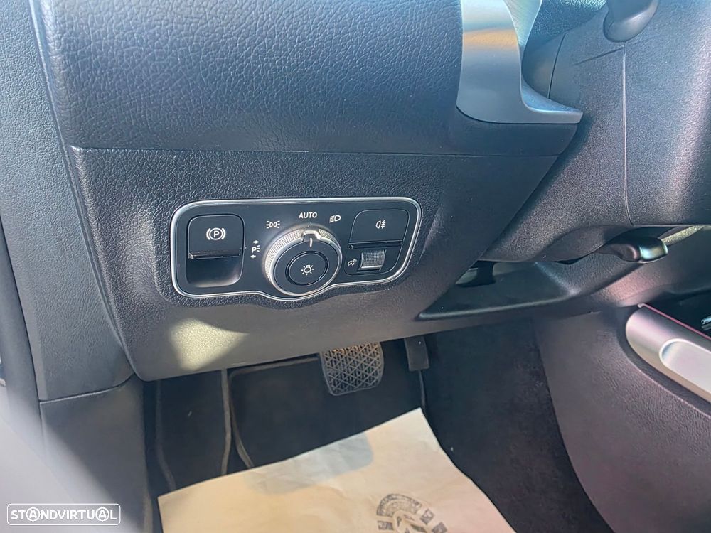 Mercedes-Benz EQB 300 4Matic Progressive - 19
