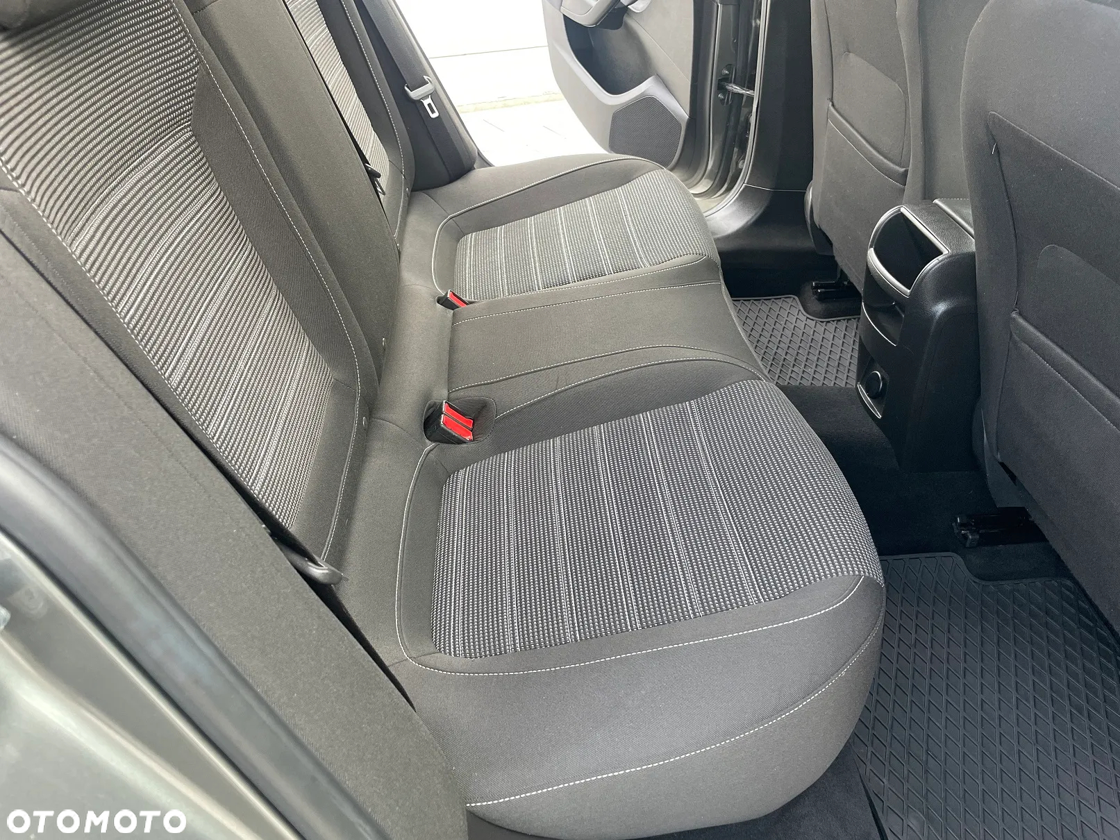 Opel Insignia 1.6 CDTI Cosmo S&S - 25